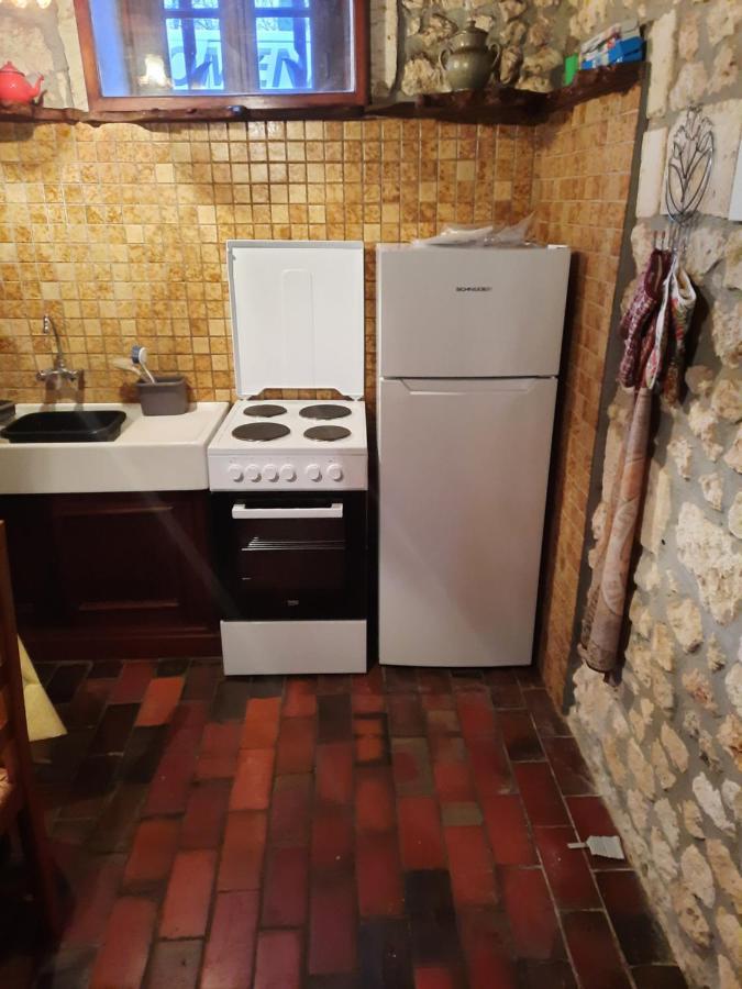 Traditional Charentais Cottage In Countryside 25 Minutes From Royan Balanzac Kültér fotó